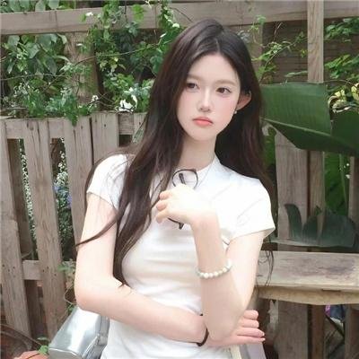 女管家封面